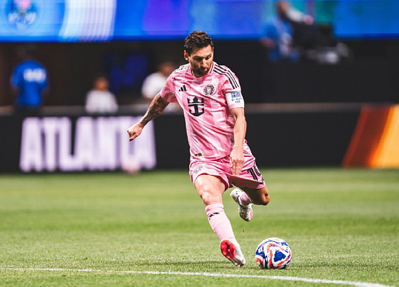 메시, 인터 마이애미와 계약기간 1년 더 늘릴까. ⓒ인터 마이애미