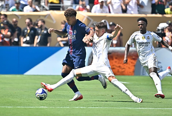 PSG, 레알 마드리드 4-0으로 완파하고 결승에서 첼시와 격돌. ⓒ파리 생제르맹