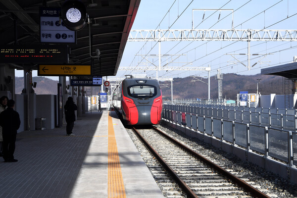 군위역 내부 전경.ⓒ군위군