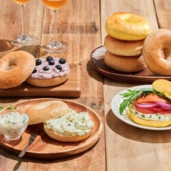 쓱닷컴이 서울 유명 베이글 맛집 마더린러 베이글 3종을 단독 출시했다. ⓒ쓱닷컴