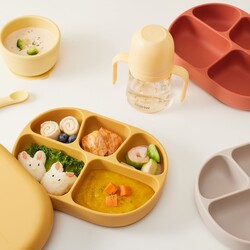 락앤락이 영유아 전용 리틀럽 실리콘 흡착 식판세트와 양손 빨대컵을 출시했다. ⓒ락앤락