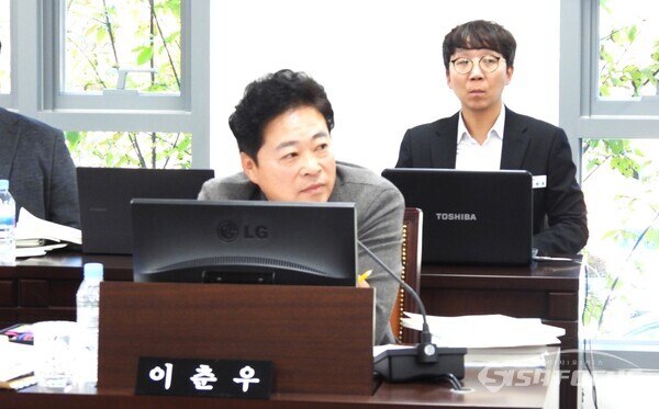 이춘우 경북도의회 운영위원장.사진/김영삼 기자