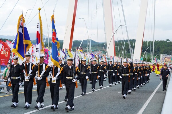 해군 퍼레이드. 사진/해남군청