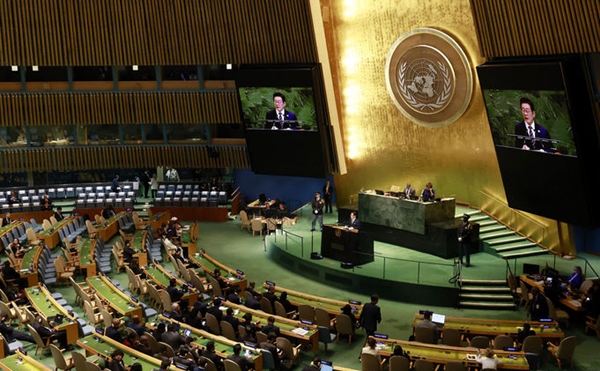 이재명 대통령이 23일(현지 시간) 미국 뉴욕 유엔 본부에서 열린 제80차 유엔 총회에서 기조연설을 하고 있다. ⓒ뉴시스
