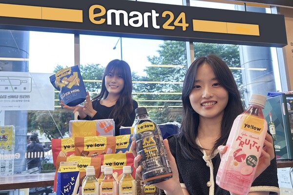 이마트24가 새 PL브랜드 '옐로우(ye!low)'를 론칭한다. 가성비, 건강, 트렌드 3가지 콘셉트다. ⓒ이마트24