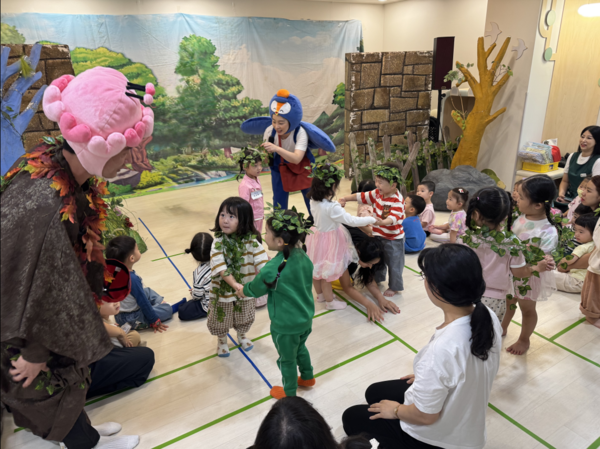 10월부터 12월까지 관내 어린이집10개소를 대상으로 찾아가는 ‘달성 키즈 꿈 놀이 극장’을 운영한다. ⓒ달성군