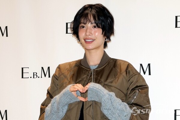 25일 배우 나나가 포즈를 취하고 있다.(1) [사진 / 오훈 기자]