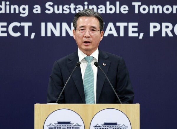 김용범 대통령실 정책실장이 30일 경북 국제미디어센터(IMC) 중앙기자실에서 한-미 오찬 정상회담 관련 브리핑을 하고 있다. ⓒ뉴시스