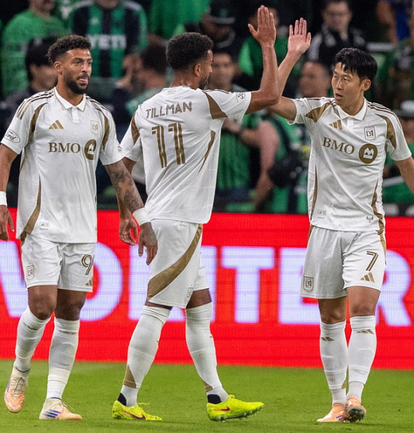 손흥민, 오스틴과의 PO 2차전 1골 1도움. ⓒAP/뉴시스