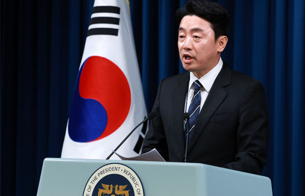 강훈식 대통령비서실장이 지난 6일 서울 용산구 대통령실 브리핑룸에서 조직개편안 방안 발표 브리핑을 하고 있다. Ⓒ뉴시스