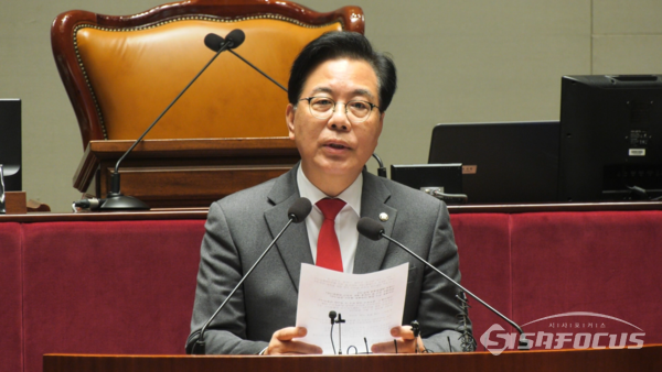 송언석 국민의힘 원내대표가 13일 국회에서 열린 의원총회에서 발언하고 있다. 사진 / 김경민 기자