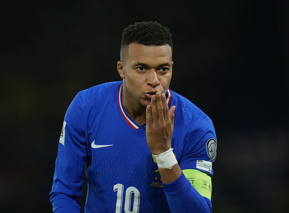 음바페, 발목 부상으로 레알 마드리드 조기 복귀. ⓒAP/뉴시스