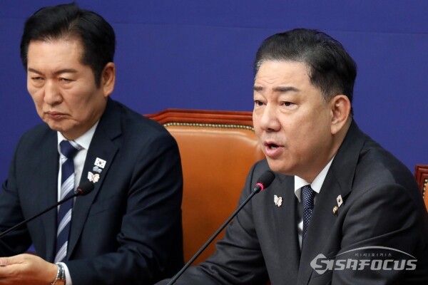 31일 김병기 원내대표가 발언을 하고 있다. [사진 / 오훈 기자]