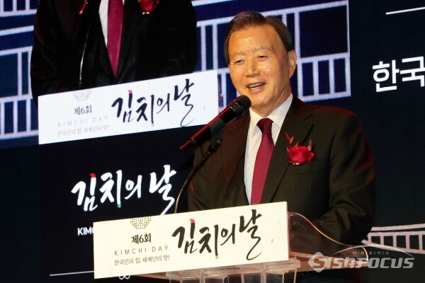 21일 홍문표 사장이 축사를 하고 있다. [사진 / 오훈 기자]