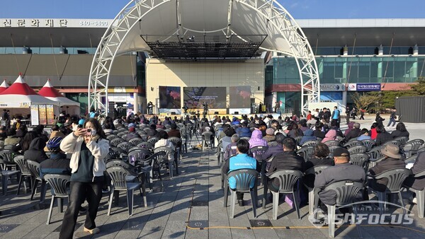경북도가 22일 안동 탈춤공원에서 장애인과 비장애인이 함께 참여하는 통합 축제 ‘배리어프리 樂페스타’를 개최하고 있다.ⓒ김영삼 기자