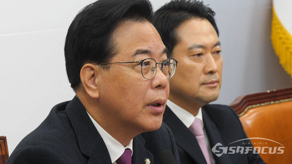 국민의힘 송언석 원내대표가 24일 오전 서울 여의도 국회에서 열린 최고위원회의에서 발언하고 있다. 사진 / 김경민 기자