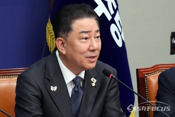김병기 더불어민주당 원내대표가 지난달 31일 국회에서 열린 최고위원회의에서 발언을 하고 있다. 사진 / 오훈 기자