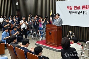 [기획] 소수 야당 된 국민의힘 내홍 본격화, 쇄신 <b>시동</b> 걸릴까
