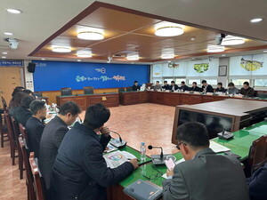 무안군, 지능형 로봇 협력사업 발굴 회의 개최 - 뉴스 썸네일 이미지